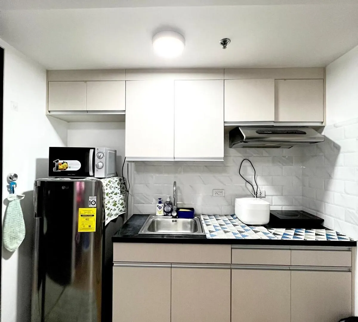 Abreeza Luxe Stay Tower 2 Condo Retreat Davao City